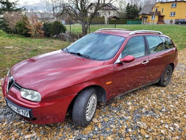 Alfa Romeo 156 SWRok produkcji: 2003Poj. silnika: 1 970 cm³Moc silnika: 166 KMPaliwo: BenzynaTyp nadwozia: KombiPrzebieg: 217 661 kmCena: 1600 złSkąd? Kozy