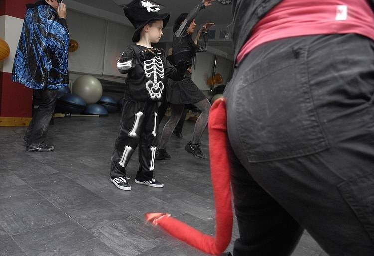 Zdjecia z Halloween Party w Fitness Studio Angela w Slupsku.