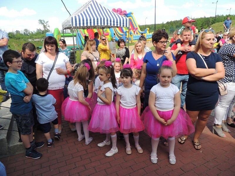 I Rodzinny Festyn w Kijach. Na zdjęciu przedszkolaki z...