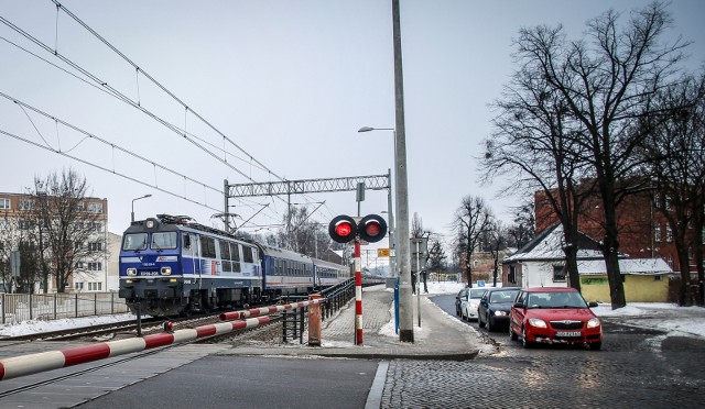 Jeszcze w tym roku mają się zakończyć prace przy modernizacji linii kolejowej Poznań Wschód do Mogilna.