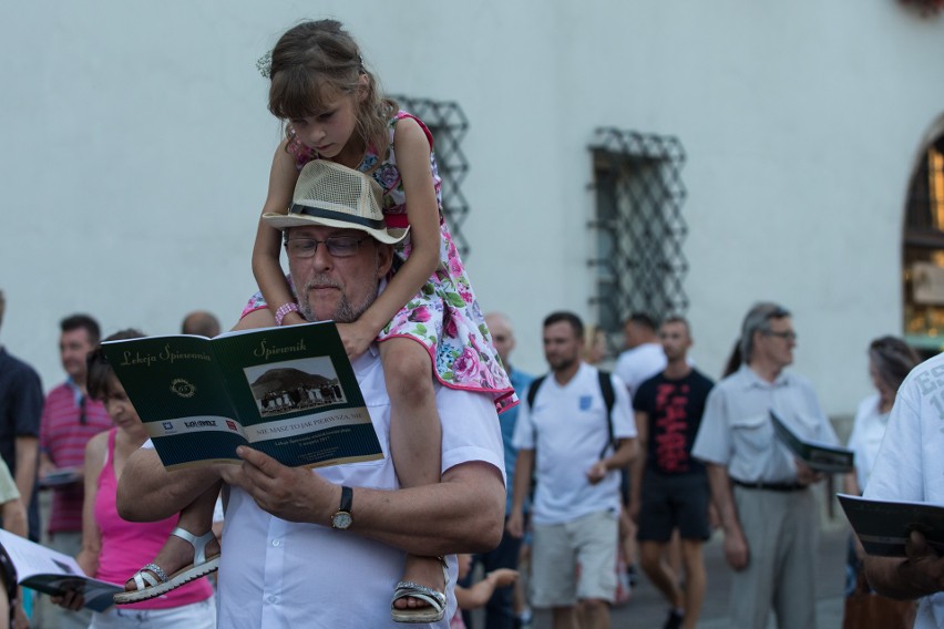 „Nie masz to jak Pierwsza, nie”. 65. Lekcja Śpiewania w Krakowie [ZDJĘCIA, WIDEO]