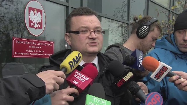 Na polecenie krakowskiej prokuratury policja zatrzymała w Warszawie i Poznaniu dwie osoby, które mają mieć związek ze sprawą zabójstwa dziennikarza Jarosława Ziętary