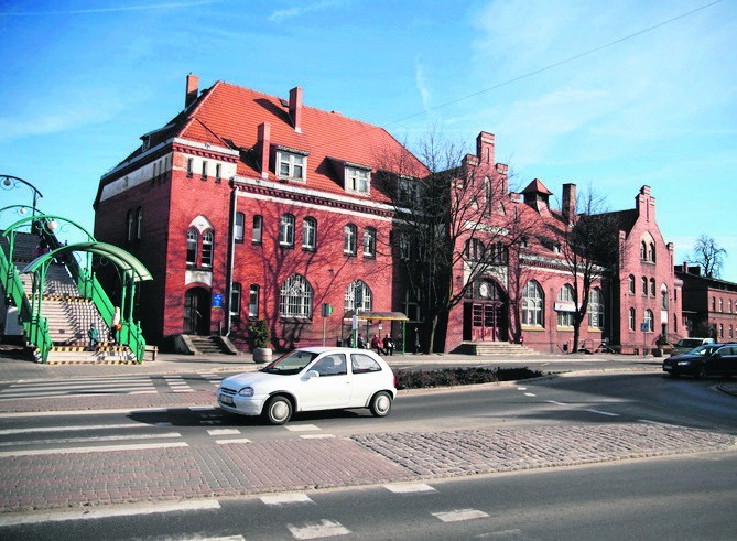 Kwidzyński dworzec to niestety jedna z miejskich...