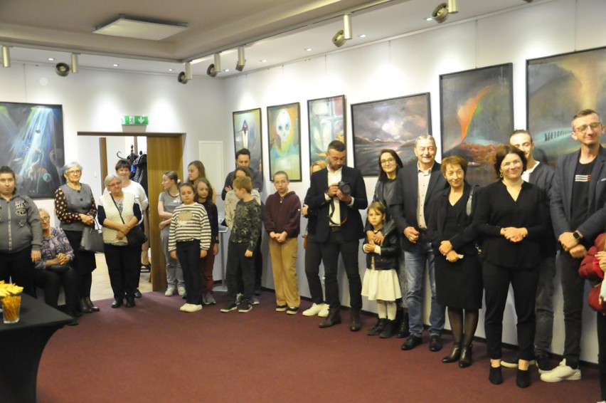 Wernisaż wystawy "Genesis z ducha" Justyny Śledzińskiej w Lipskim Centrum Kultury. Zobacz zdjęcia