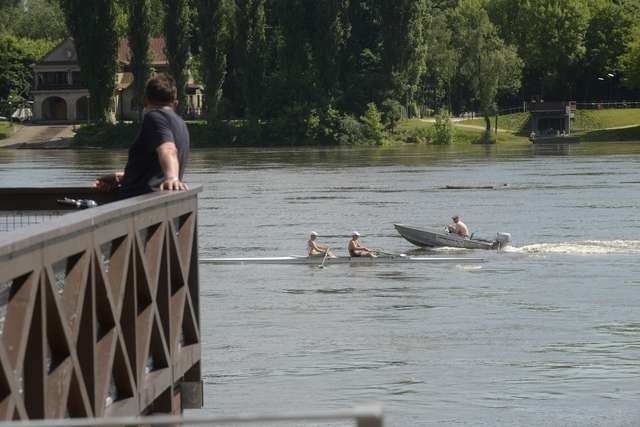 Wisła do tekstu o tonącym i wioślarzachWisła