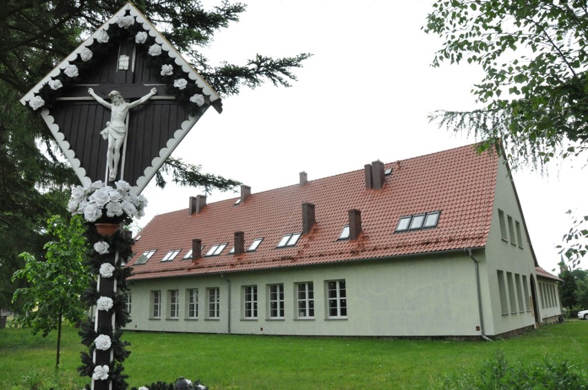 Hospicjum budowane jest w Smardach Górnych koło Kluczborka.