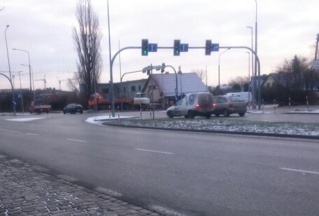Do awarii doszło na skrzyżowaniu ulic Ozimskiej i Głogowskiej.