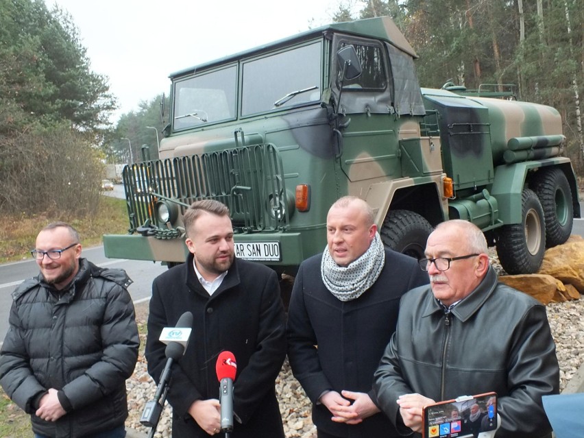 Na Ścieżce Stara w Starachowicach stanął ósmy samochód. Będą jeszcze dwa [ZDJĘCIA]