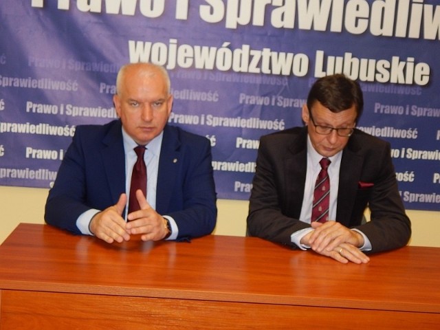 Zjazd lubuskiej PiS odbędzie się w sobotę, poinformowali Robert Paluch (od lewej) i Marek Ast.