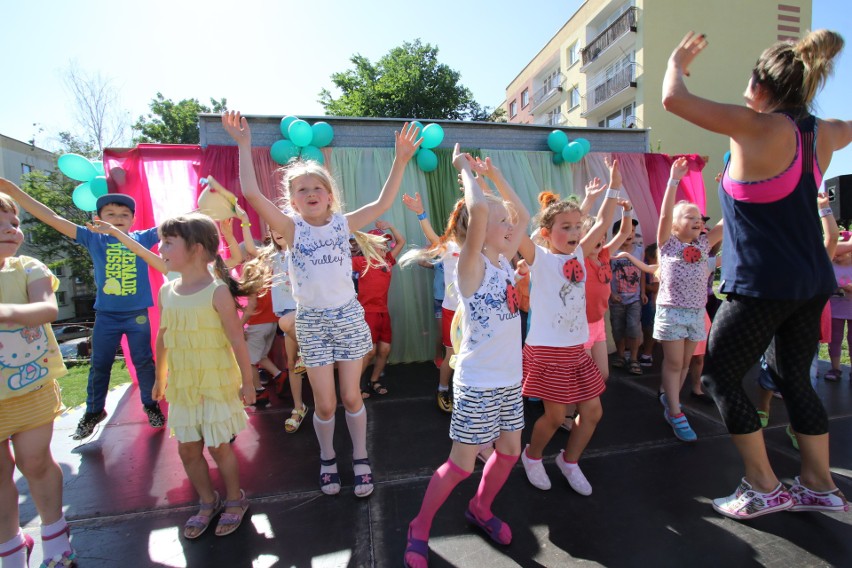 Radosna zabawa przedszkolaków podczas Ekologicznego Pikniku Rodzinnego [WIDEO, zdjęcia]