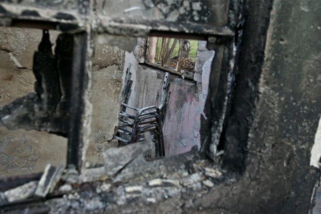 Do tragicznego w skutkach pożaru doszło nad ranem przy ulicy Batorego w Toruniu.Więcej na kolejnych zdjęciach >>>
