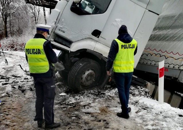 Wypadek na trasie Bytów-Borzytuchom