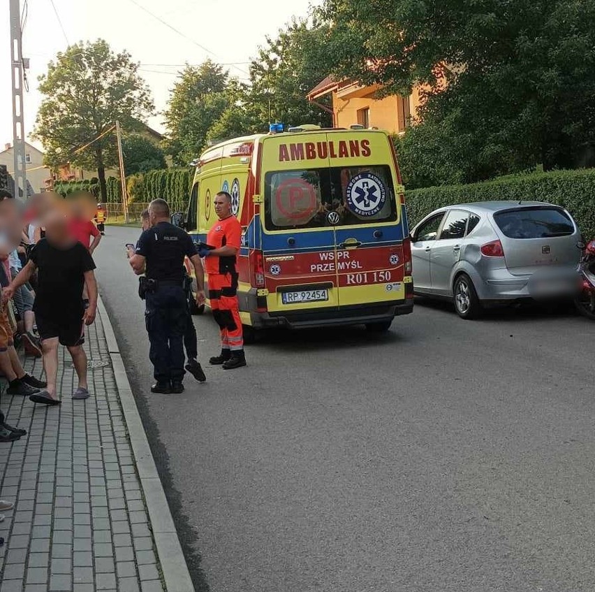 W Kaszycach koło Przemyśla 13-latka wywróciła się na elektrycznej hulajnodze. Dziewczynka trafiła do szpitala