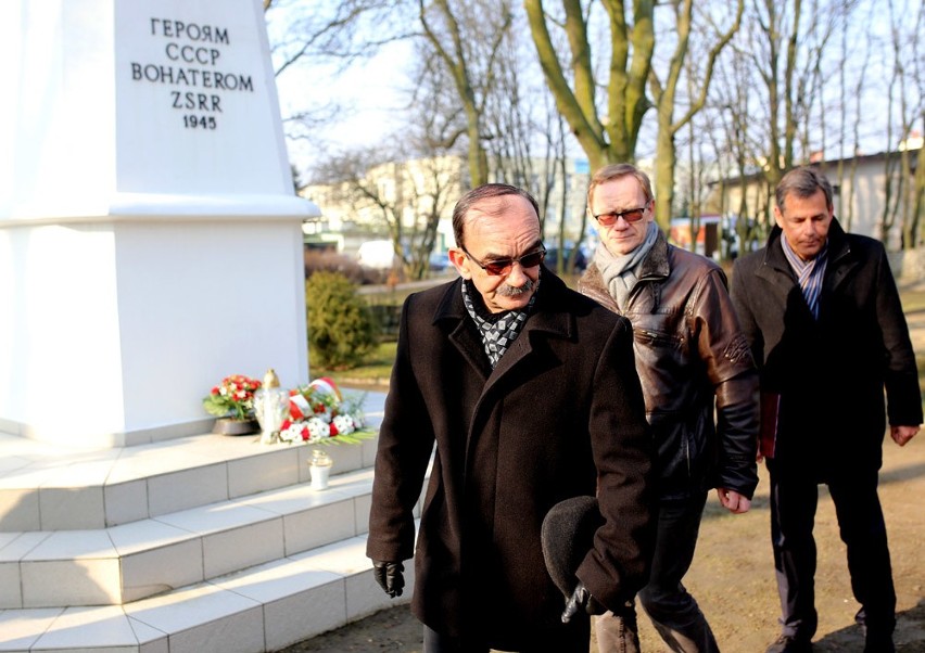 Na zdjęciu od lewej: Edward Pietrzyk, wiceburmistrz Chojnic,...