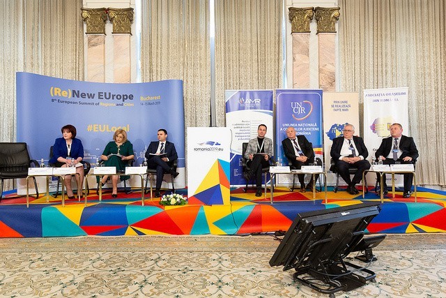 Szczyt Europejskiego Komitetu Regionów w Bukareszcie odbywa...