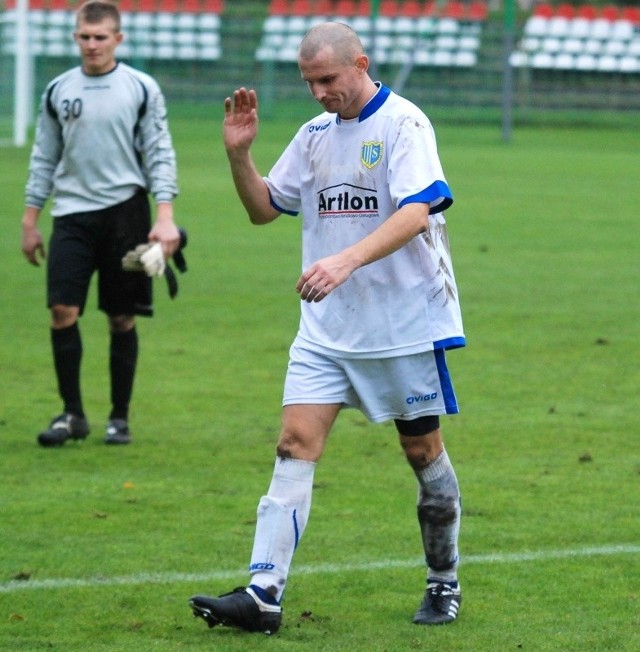 Mariusz Arczewski, który po raz pierwszy po kontuzji rozegrał w tym sezonie całe spotkanie, po meczu nie mógł uwierzyć w to, w jaki sposób przegrała jego drużyna.