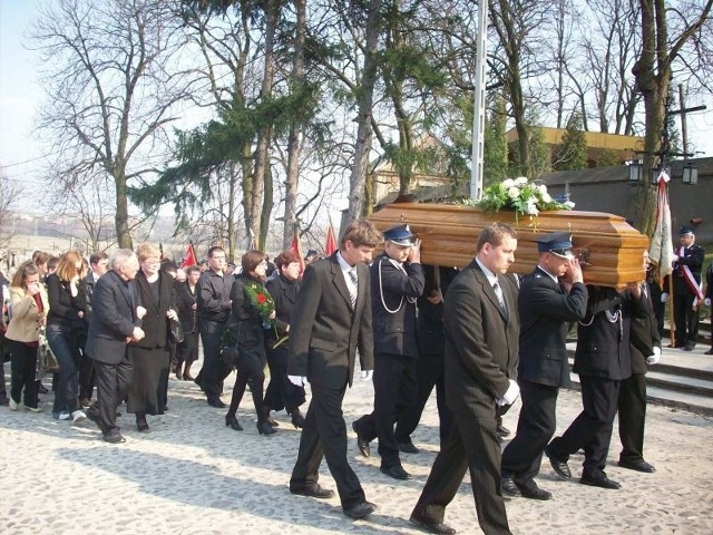 Kilka tysięcy osób pożegnało Leszka Bugaja.