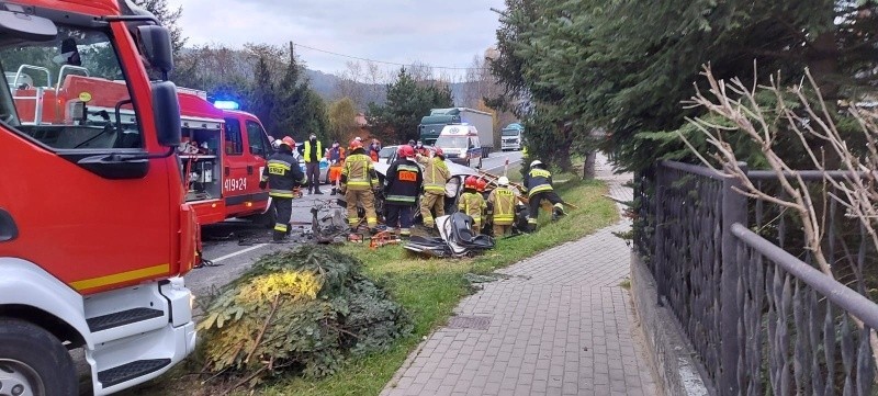 Wypadek na DK75 w Czchowie, 17.11.2020