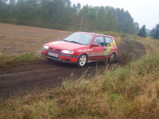 Dwie z dziewięciu prób sprawnościowych wygrał Michał Sadlak jadący nissanem sunny.