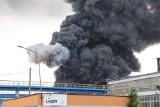 Pożar składowiska w Siemianowicach Śląskich. Trwa walka z ogniem