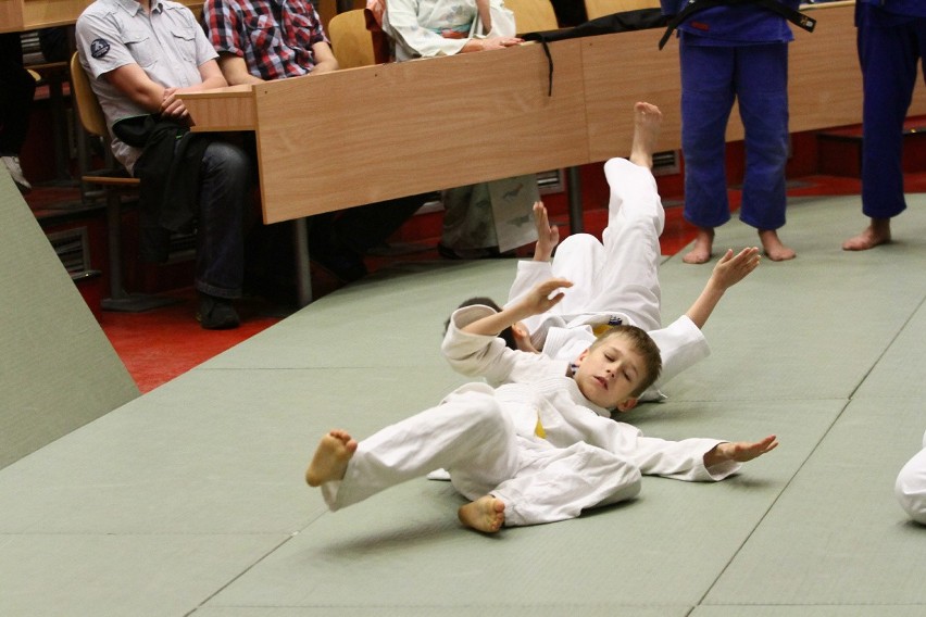 Dni Japońskie na Uniwersytecie Łódzkim. Pokazy judo i jiu jitsu [ZDJĘCIA]