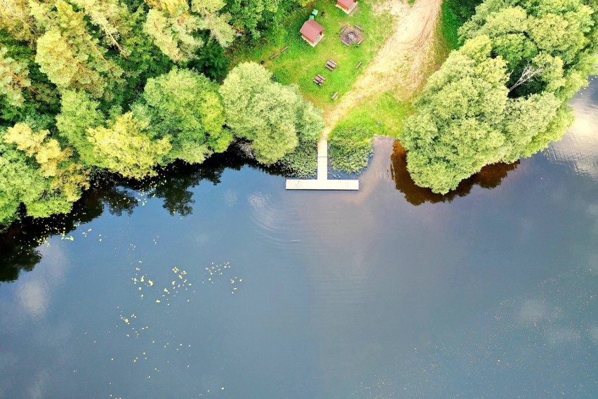 Jezioro Krzynia na ujęciach z drona.