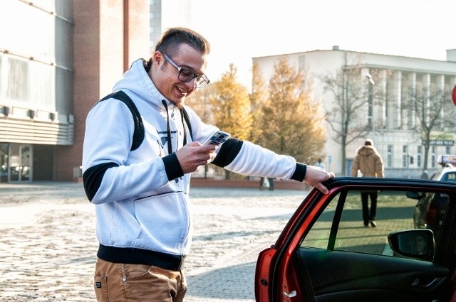 Maciej Mazurek  był pierwszą osobą, która jechała Uberem w naszym mieście.