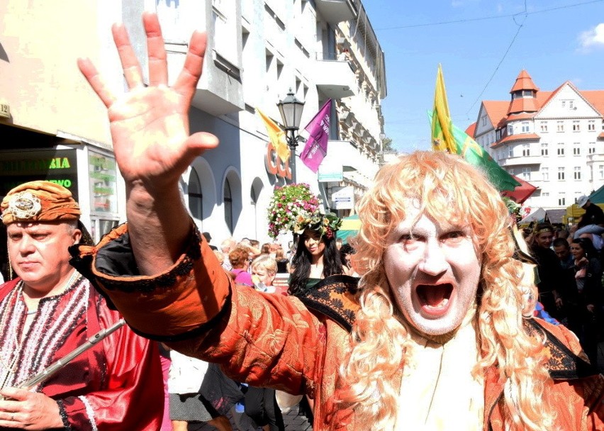 Winobranie 2018 oficjalnie rozpoczęte. Bachus ze swoim...