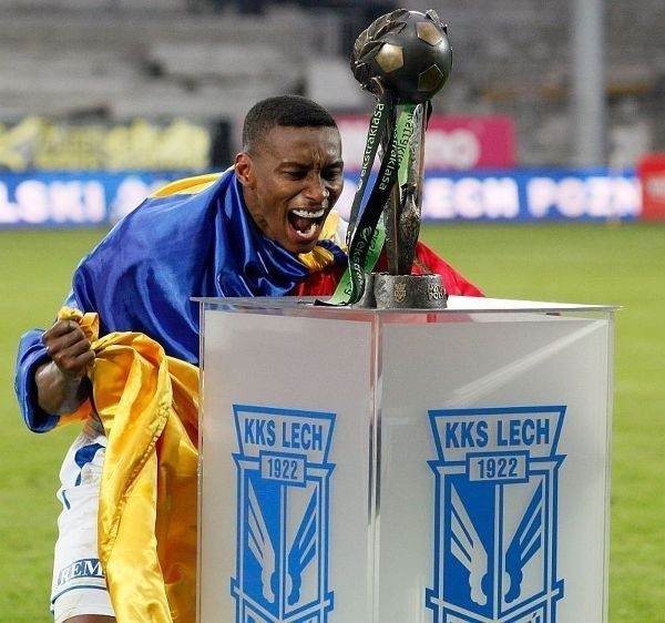Najcenniejszym trofeum Kolumbijczyka w Lechu jest...