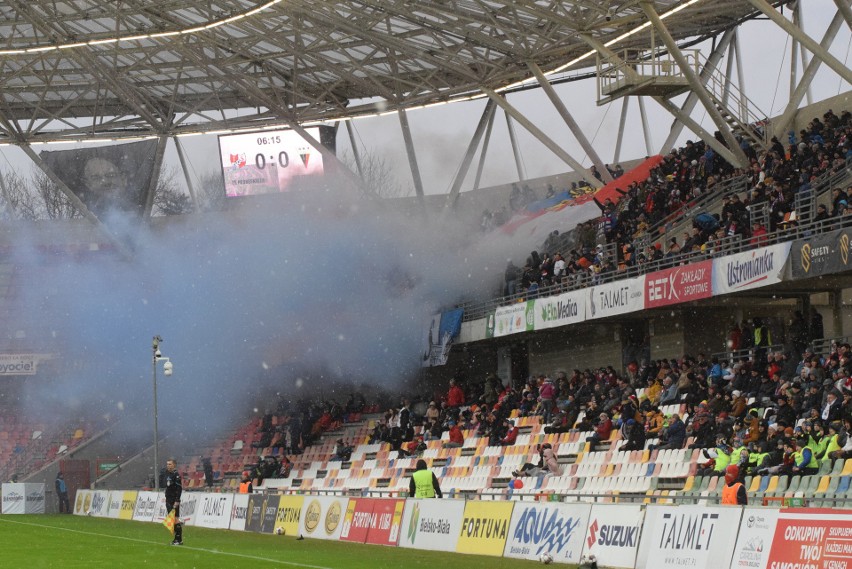 Podbeskidzie - GKS Tychy 1:0. Górale wygrywają rzutem na taśmę. Trener tyszan był wściekły