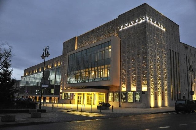 Teatr Powszechny w Radomiu apeluje do widzów o zachowanie reżimu sanitarnego.
