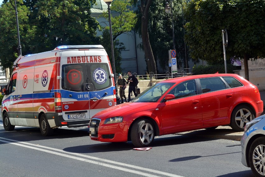 Potrącenie rowerzysty na pl. Wolności [ZDJĘCIA]