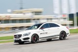 Robert Lewandowski za kierownicą najszybszych Mercedesów AMG