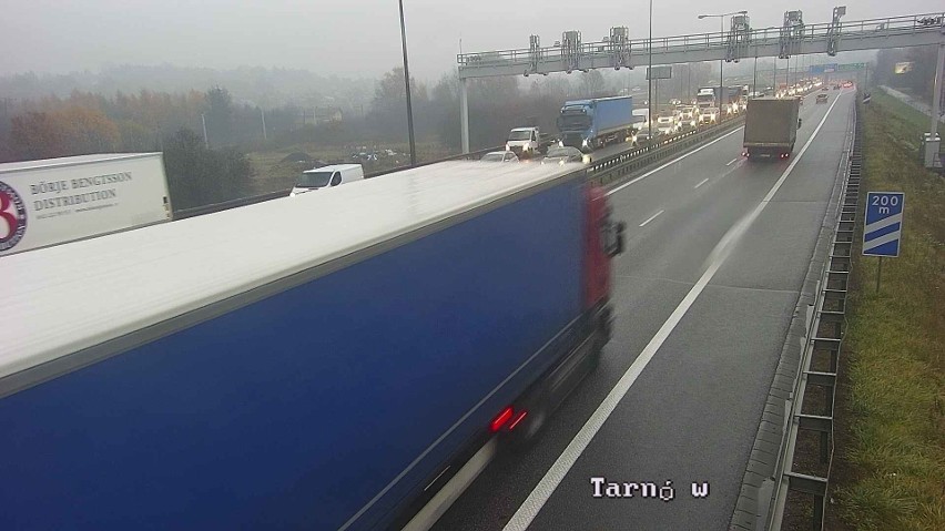 Duże utrudnienia na autostradowej obwodnicy Krakowa