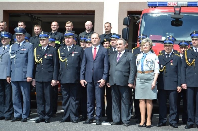 Dzień strażaka w PSP w Kłobucku. Wręczono odznaczenia i...