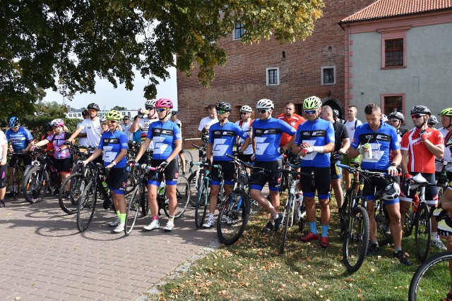 "100 km na 100-lecie niepodległości" w Golubiu-Dobrzyniu - start i metę zlokalizowano na zamku