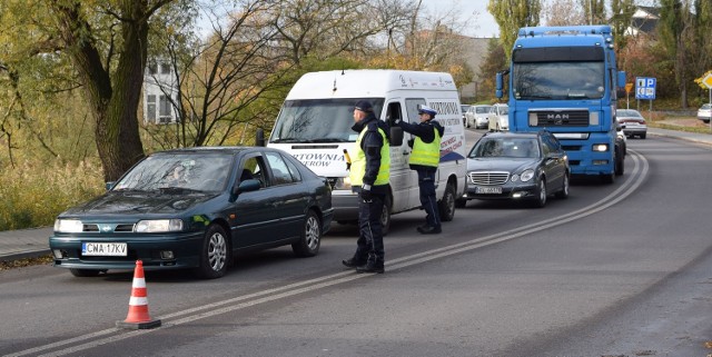 Podczas poniedziałkowej akcji Trzeźwy kierujący policjanci sprawdzali trzeźwość kierowców m.in. na ulicy Chełmińskiej