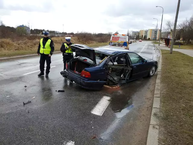 W wypadku bmw na al. Niepodległości w Białymstoku ranna została jedna osoba