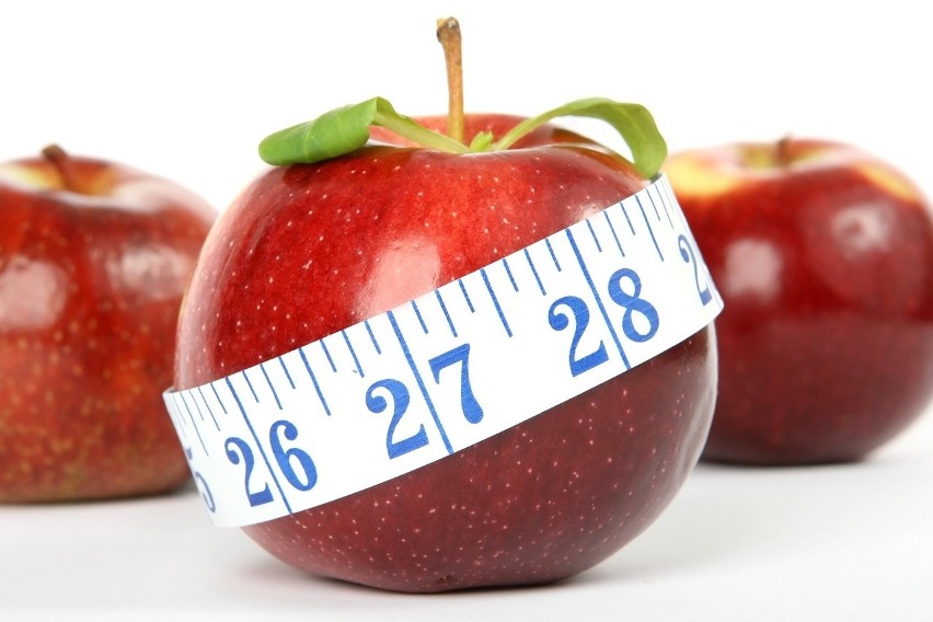 Jabłka mają mało kalorii, dlatego warto wprowadzić je do...