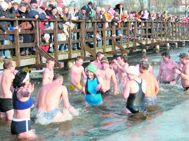 Przed rokiem na lutową kąpiel na plaży miejskiej zdecydowało się ok. 20 ełczan