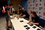 Gwiazdy "Gry o Tron" rozdawały autografy w Katowicach [ZDJĘCIA FANÓW, DRUGA GALERIA]