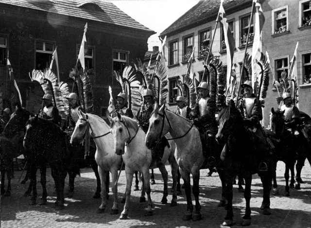 Gwarki Tarnogórskie na zdjęciach archiwalnych. Zobacz kolejne zdjęcia. Przesuwaj zdjęcia w prawo - naciśnij strzałkę lub przycisk NASTĘPNE >>>