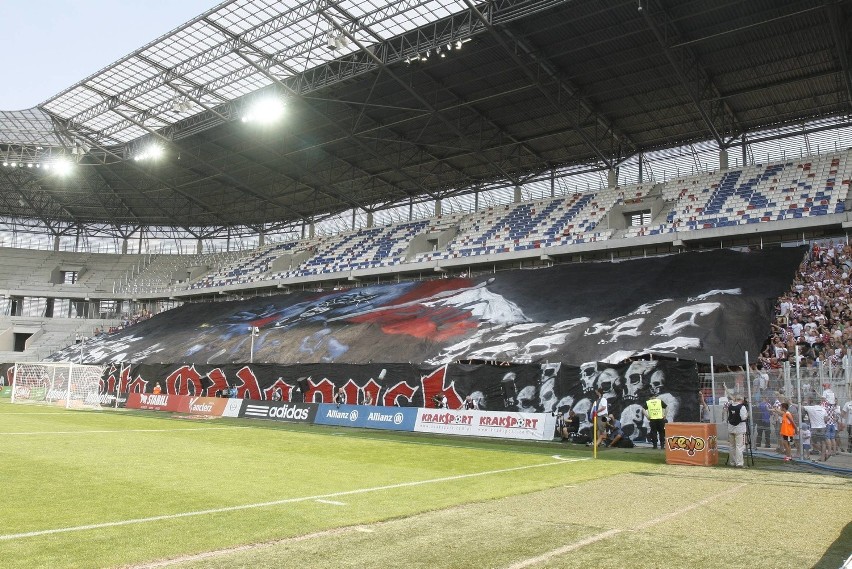 Nowa trybuna Torcida dla kibiców Górnika Zabrze otwarta...