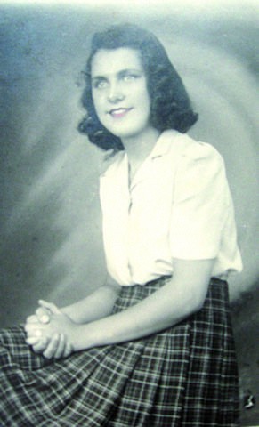 Krystyna Jabłońska rozpoczęła naukę w żeńskim liceum w 1945 roku (fot. ze zbiorów rodziny Jabłońskich)