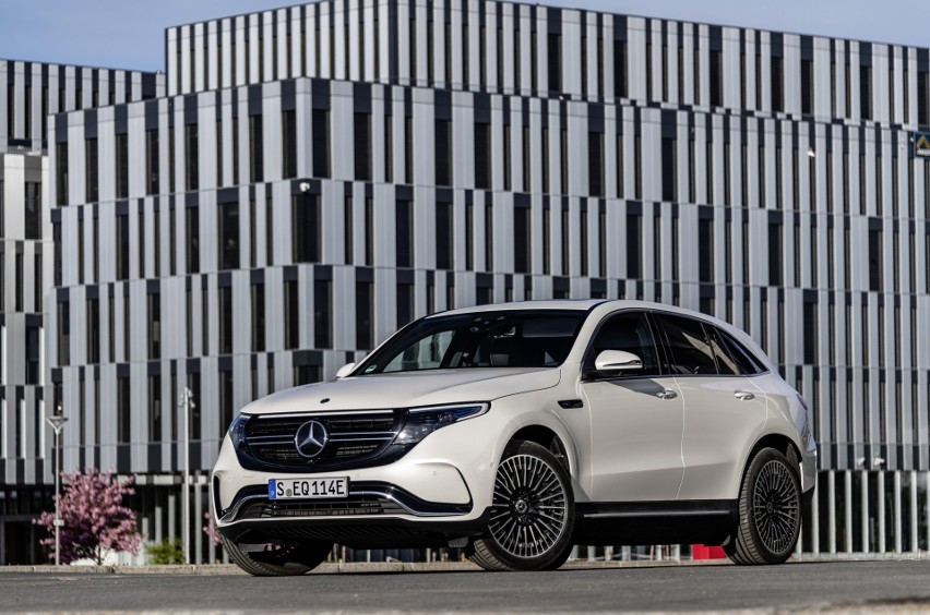 Mercedes EQC...