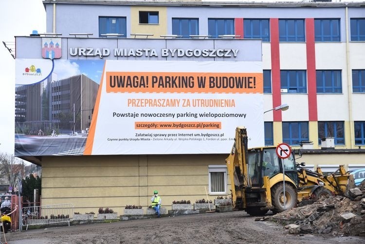 W nowym parkingu znajdzie się 570 miejsc parkingowych