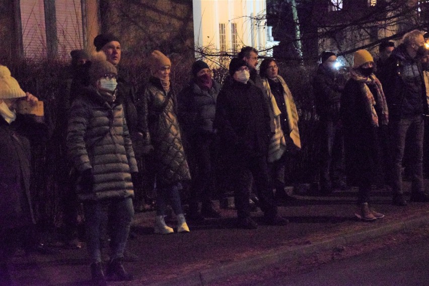 Protest przed kurią w Bielsku-Białej 16 stycznia 2022....