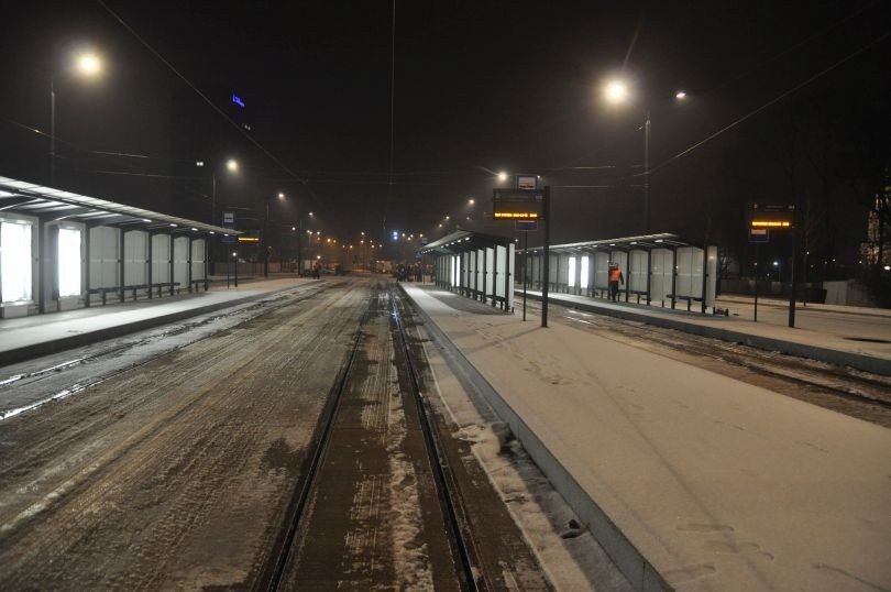 Tramwaje na nowym torowisku przy dworcu Łódź Fabryczna