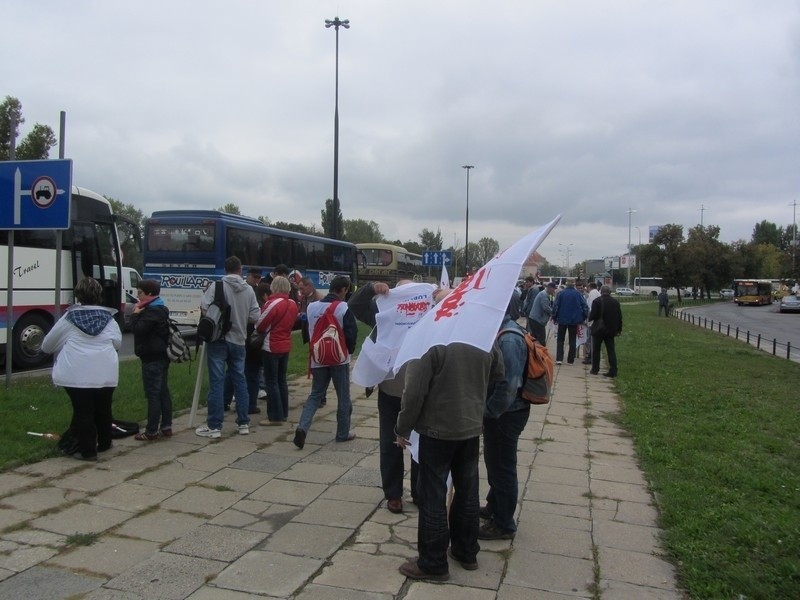 Związkowcy z Wielkopolski przyjeżdżają na protest do...