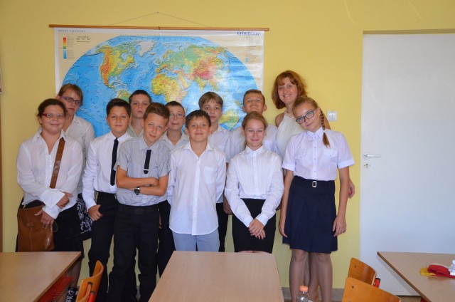 Uczniowie Szkoły Podstawowej w Paszkówce